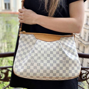 💎✨Authentic✨💎 Louis Vuitton Damier Azur Siracusa PM Shoulder Bag